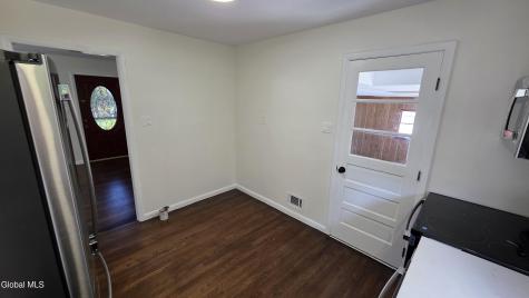 72 Cordell Road Schenectady NY 12304