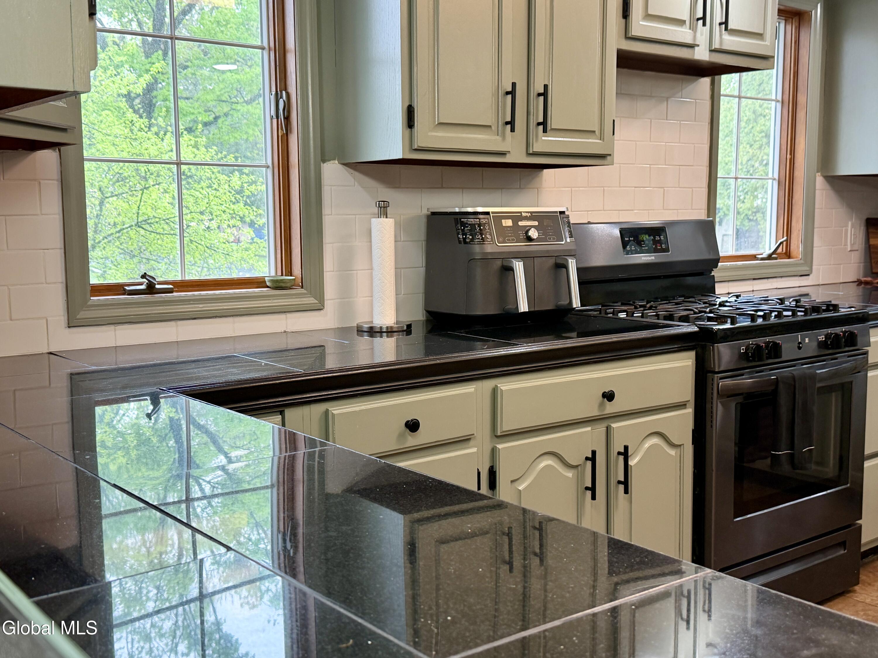 634 Glen Street Queensbury NY 12804