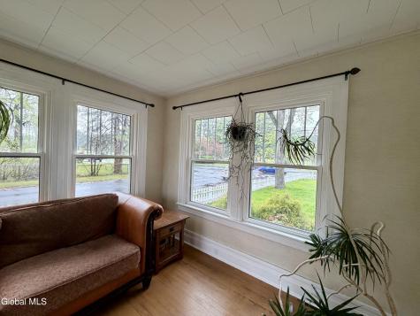 634 Glen Street Queensbury NY 12804