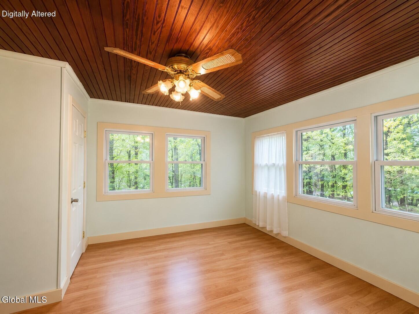 634 Glen Street Queensbury NY 12804