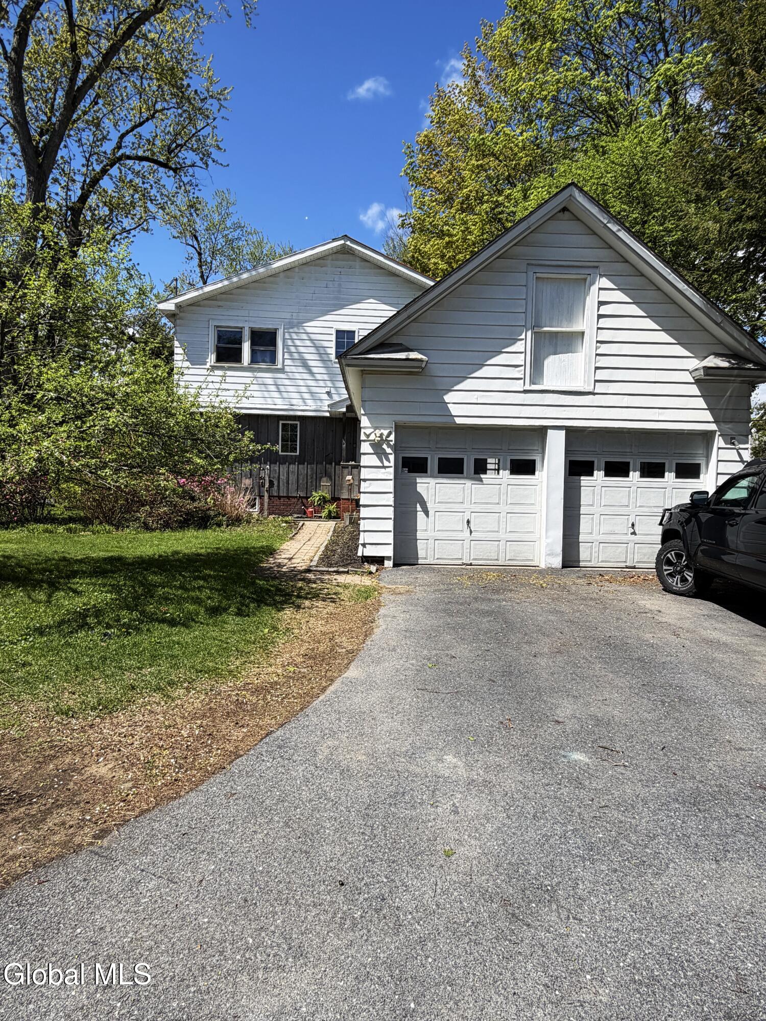 634 Glen Street Queensbury NY 12804