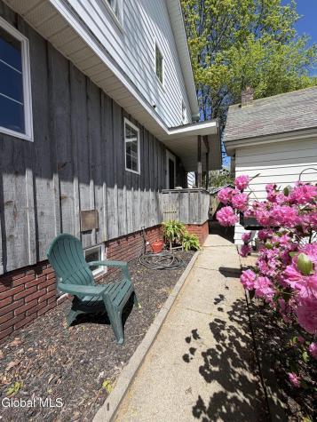 634 Glen Street Queensbury NY 12804