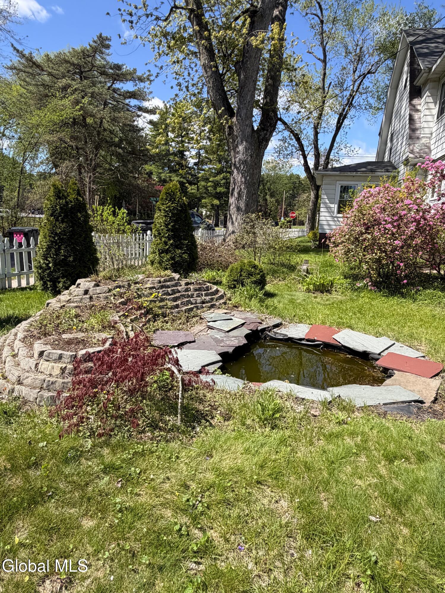 634 Glen Street Queensbury NY 12804