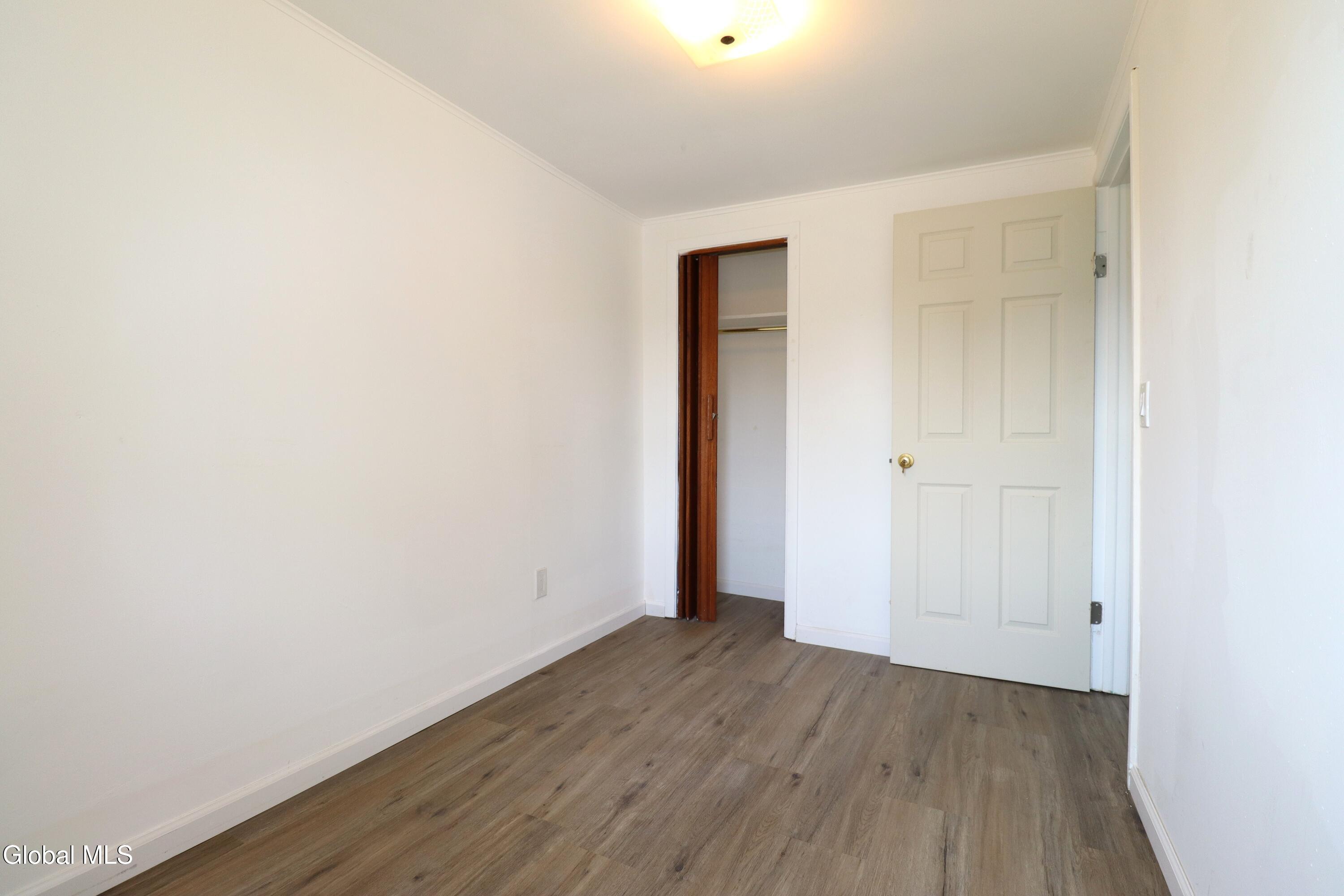 9 Rhode Island Avenue Rensselaer NY 12144