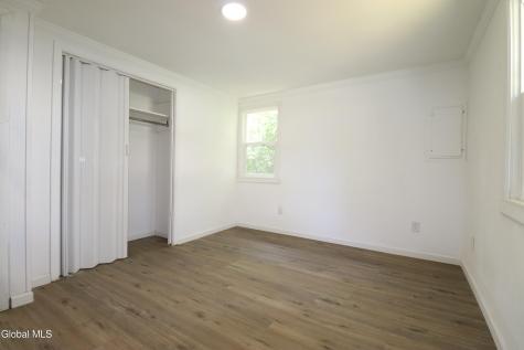9 Rhode Island Avenue Rensselaer NY 12144