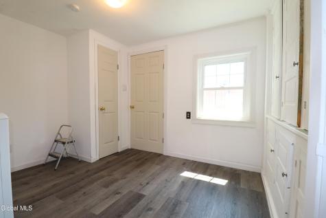 9 Rhode Island Avenue Rensselaer NY 12144