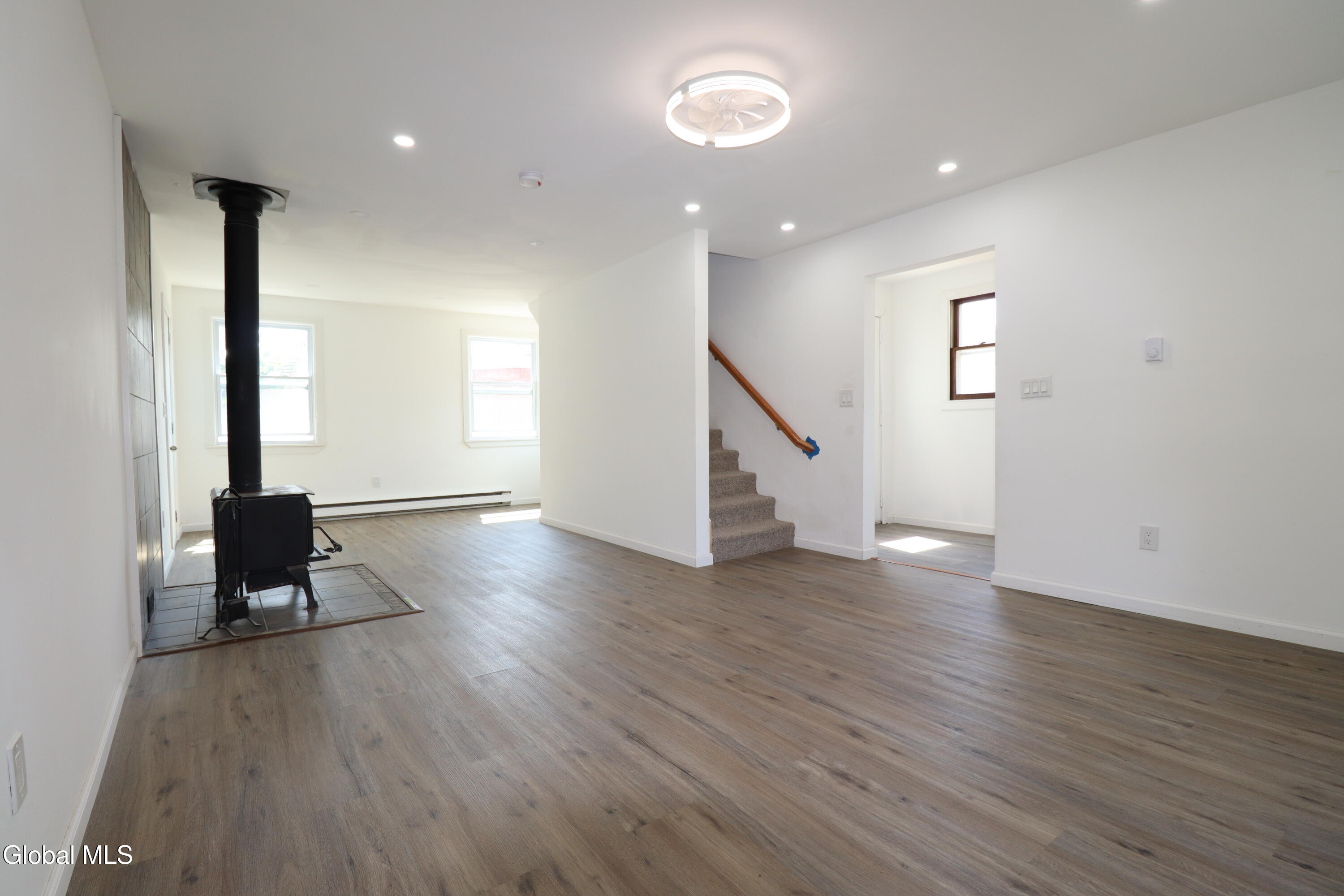9 Rhode Island Avenue Rensselaer NY 12144