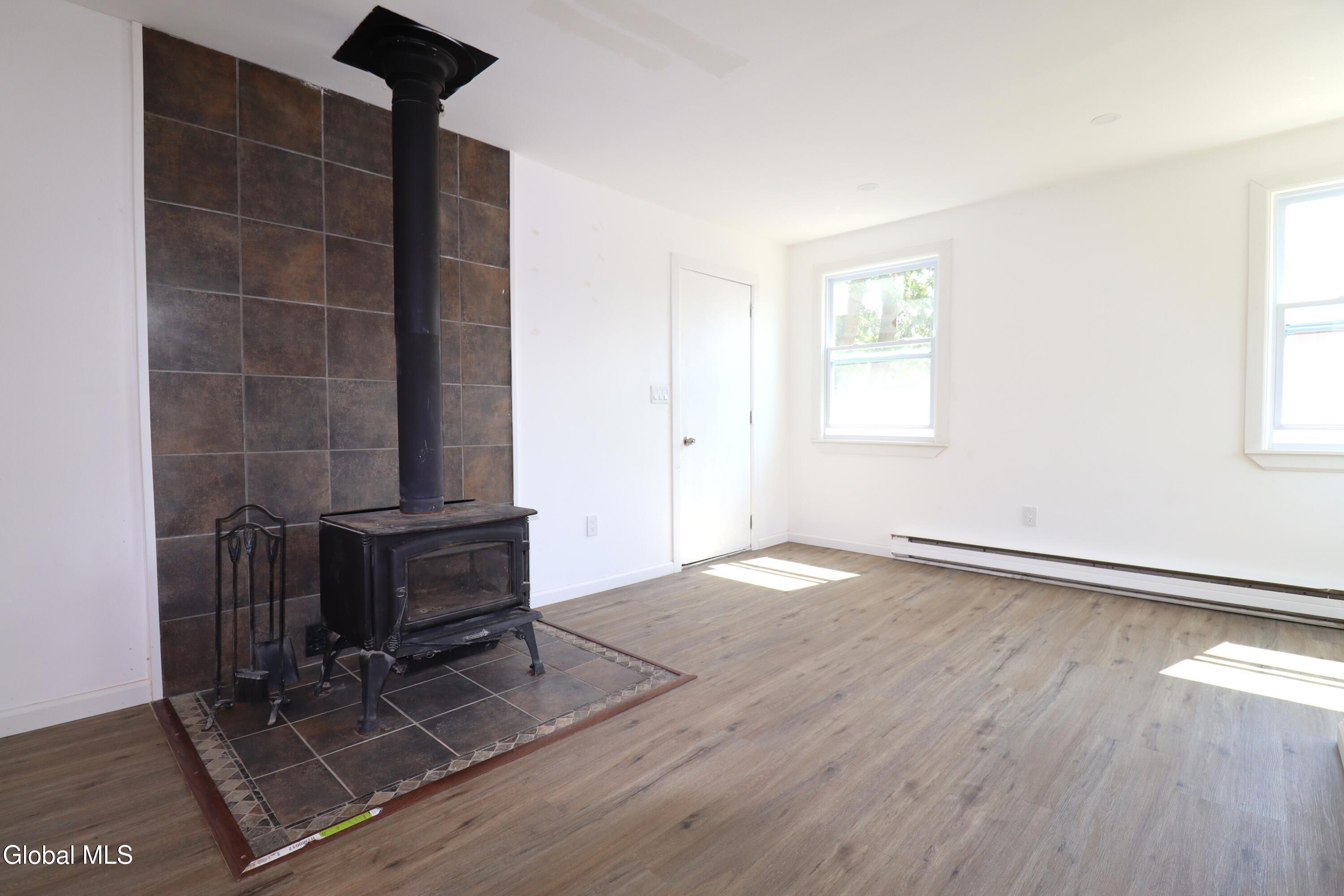 9 Rhode Island Avenue Rensselaer NY 12144