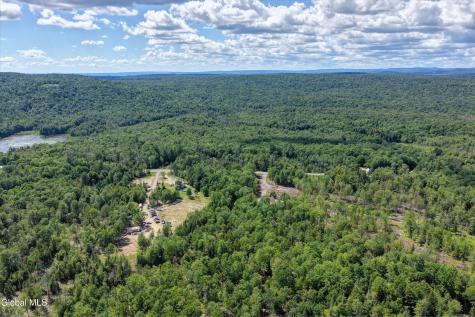 L13 Newkirks Lake Road Caroga NY 12032