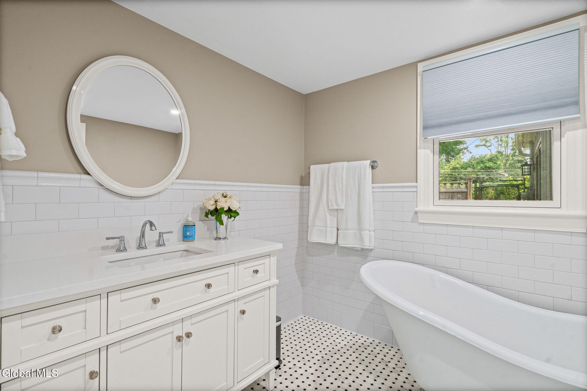 324 Lake Avenue Saratoga Springs NY 12866