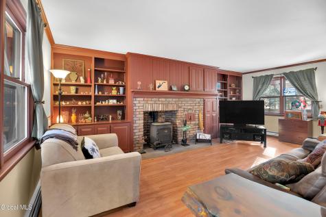 15 Cedarwood Drive Queensbury NY 12804