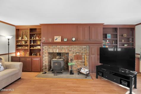 15 Cedarwood Drive Queensbury NY 12804
