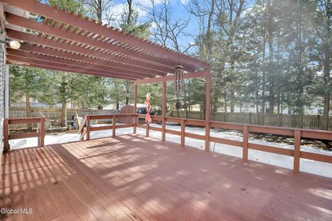 15 Cedarwood Drive Queensbury NY 12804