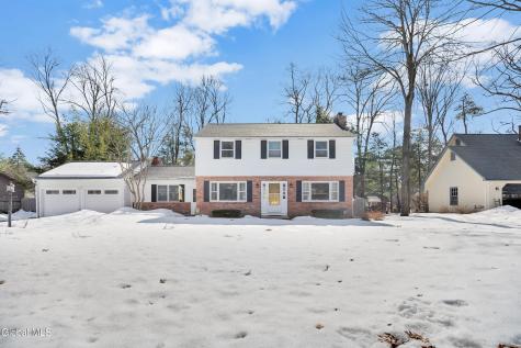 15 Cedarwood Drive Queensbury NY 12804