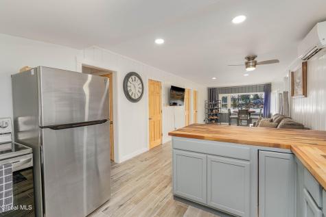 15 Pond Way Cambridge NY 12816