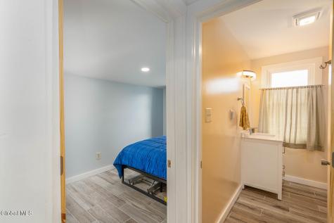 15 Pond Way Cambridge NY 12816