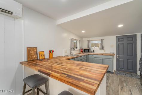 15 Pond Way Cambridge NY 12816