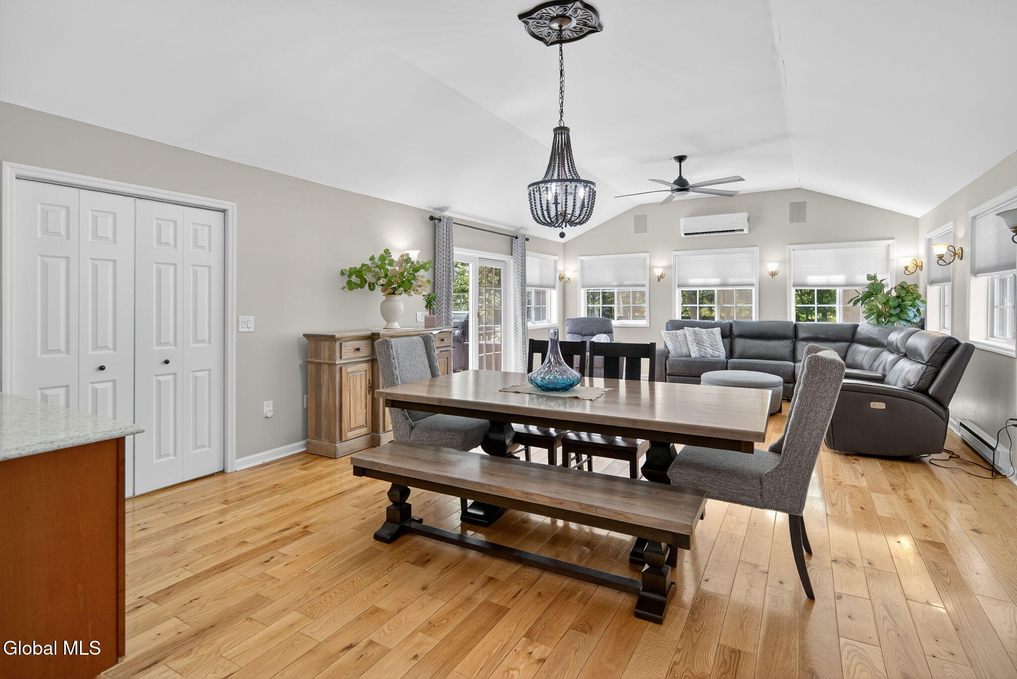 1037 Timothy Lane Niskayuna NY 12309