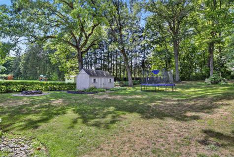 1037 Timothy Lane Niskayuna NY 12309