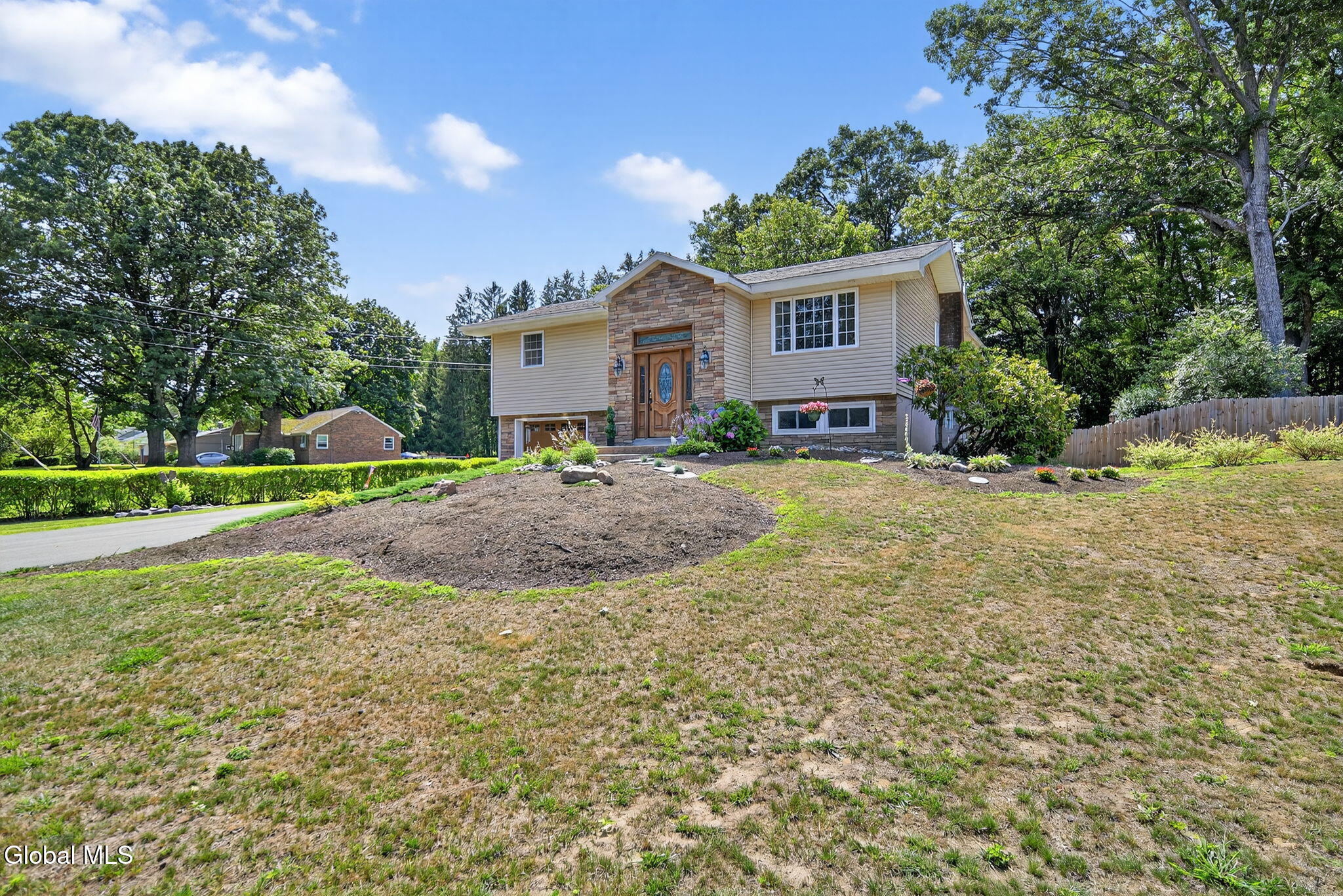 1037 Timothy Lane Niskayuna NY 12309