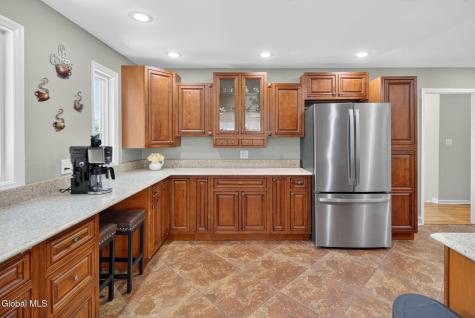 1037 Timothy Lane Niskayuna NY 12309