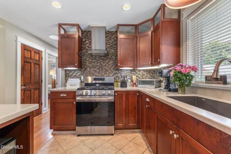 15 Brunswick Park Drive Troy NY 12180