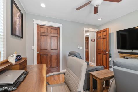 15 Brunswick Park Drive Troy NY 12180