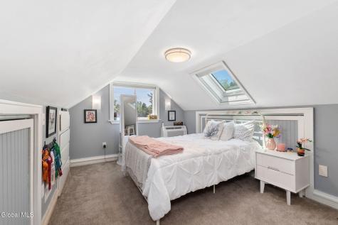 15 Brunswick Park Drive Troy NY 12180