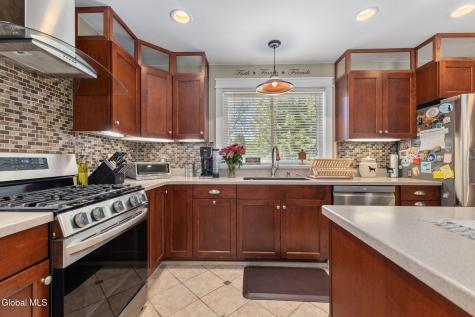 15 Brunswick Park Drive Troy NY 12180