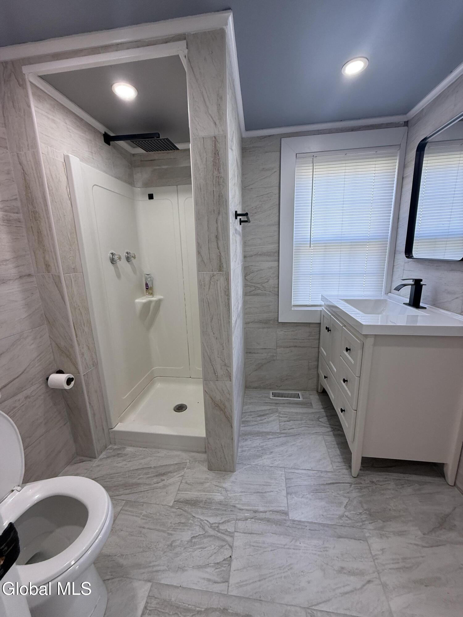 486 W Park Place Troy NY 12182