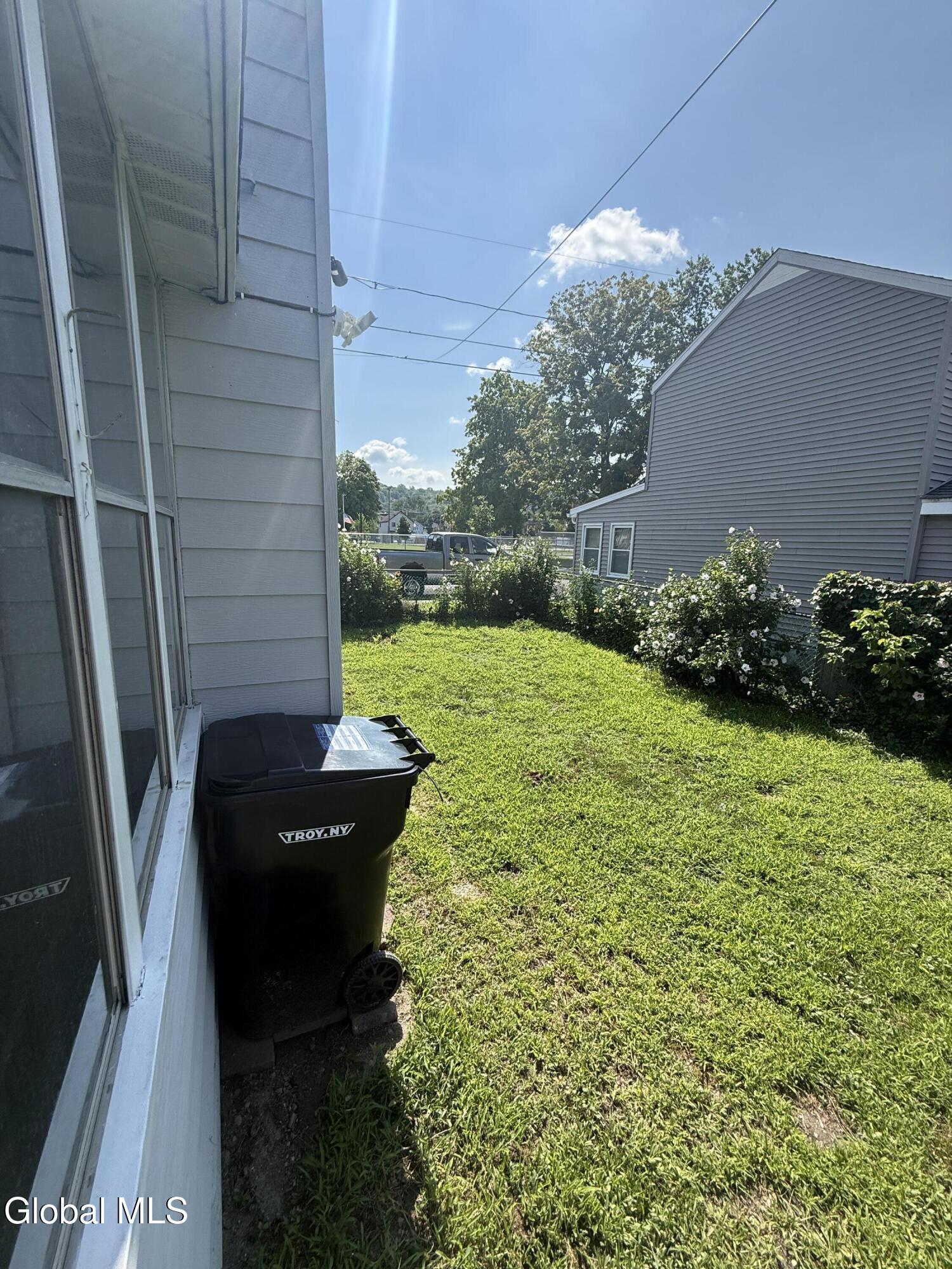 486 W Park Place Troy NY 12182