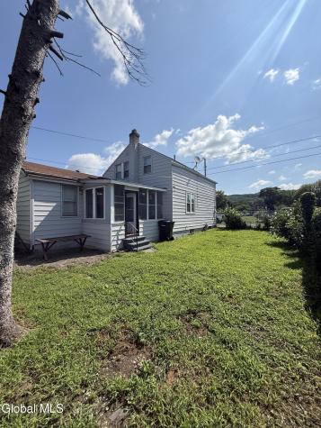 486 W Park Place Troy NY 12182