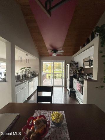 329 Riverbend Road Troy NY 12182