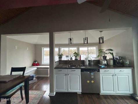 329 Riverbend Road Troy NY 12182