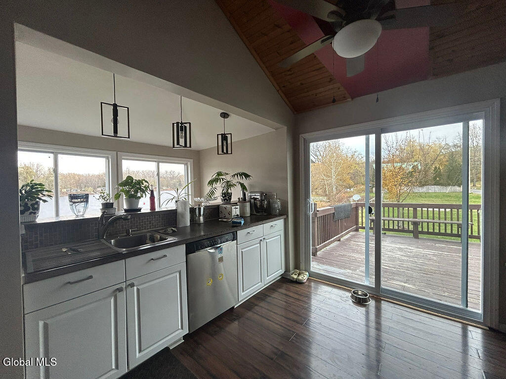 329 Riverbend Road Troy NY 12182