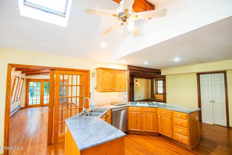 20 Lantern Hill Road Queensbury NY 12804