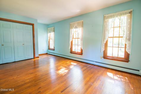 20 Lantern Hill Road Queensbury NY 12804
