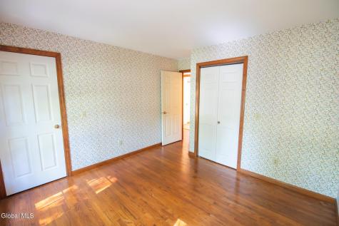 20 Lantern Hill Road Queensbury NY 12804