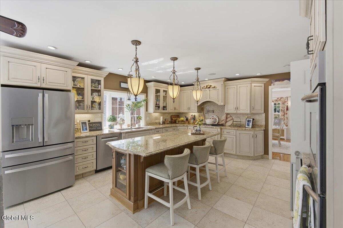 8 Westover Road Troy NY 12180