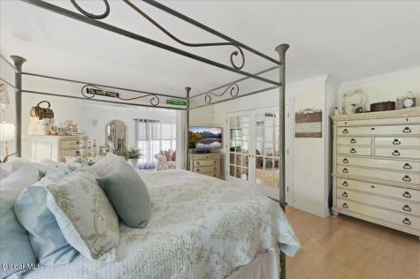 8 Westover Road Troy NY 12180