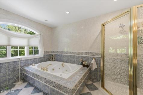 8 Westover Road Troy NY 12180