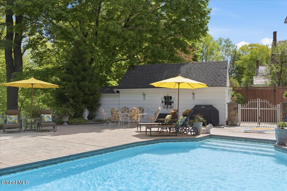 8 Westover Road Troy NY 12180
