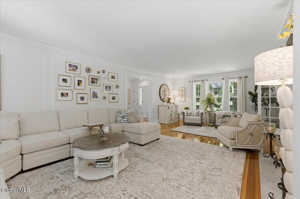 8 Westover Road Troy NY 12180