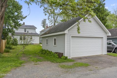 147 Bruce Street Schenectady NY 12302