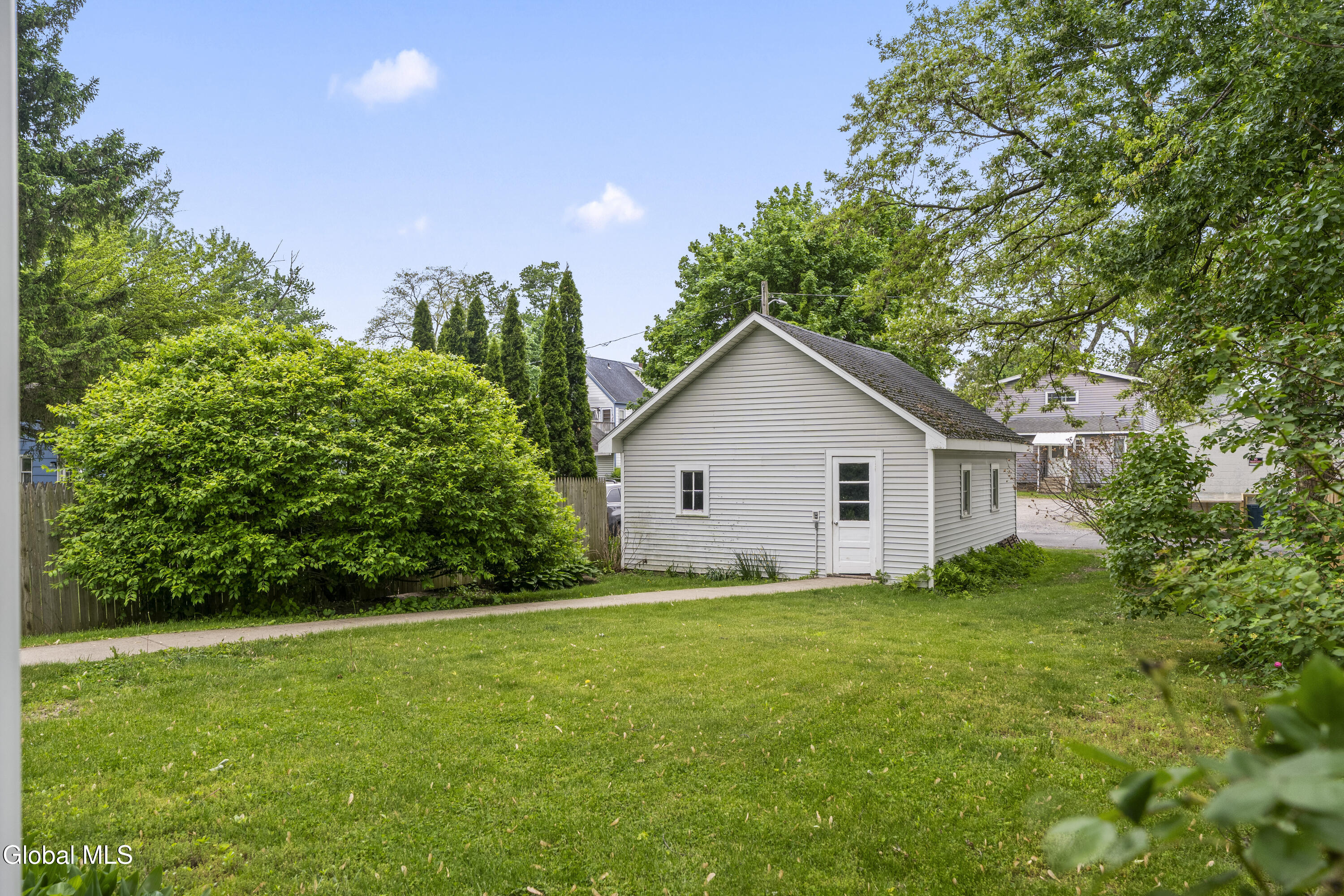 147 Bruce Street Schenectady NY 12302