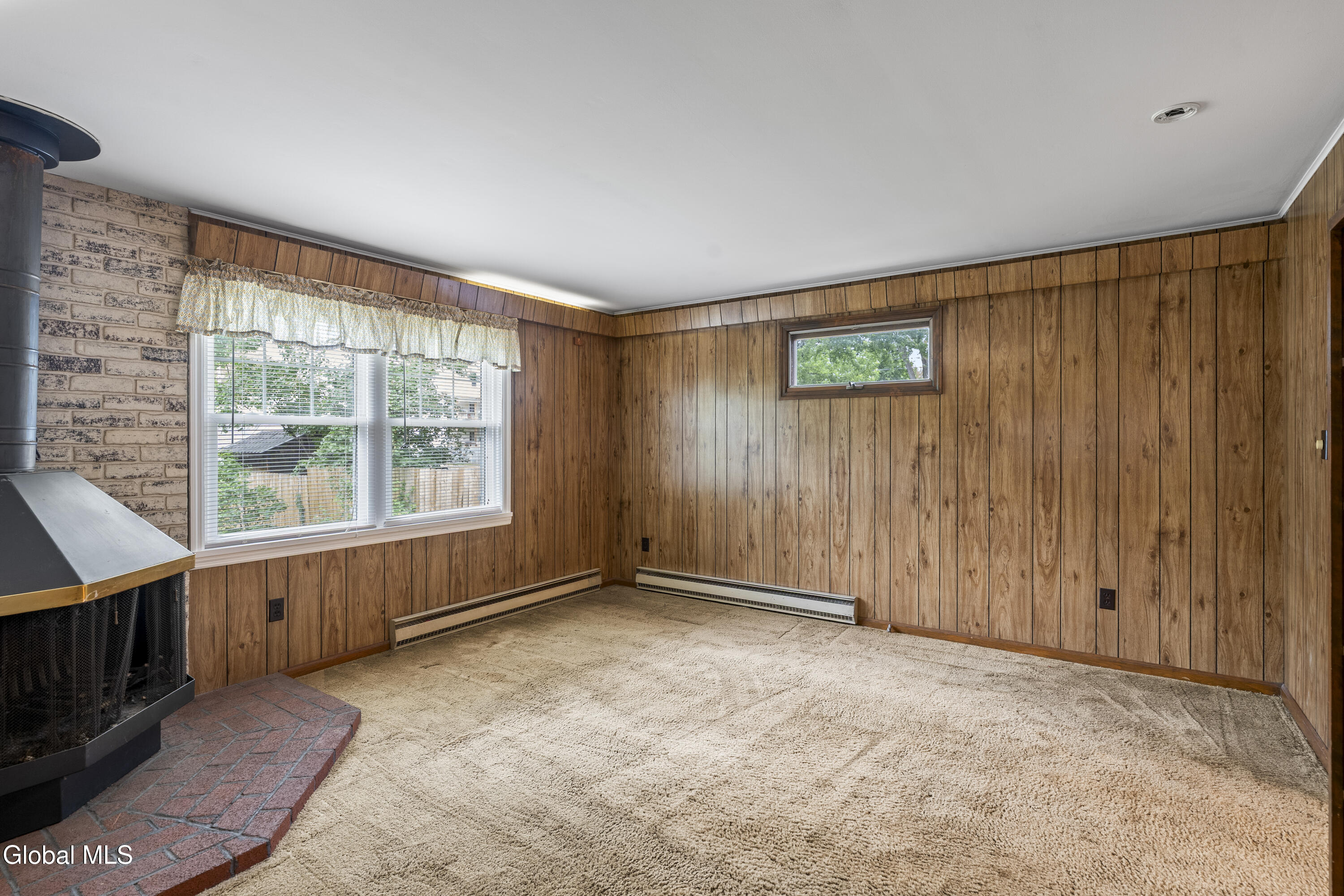 147 Bruce Street Schenectady NY 12302
