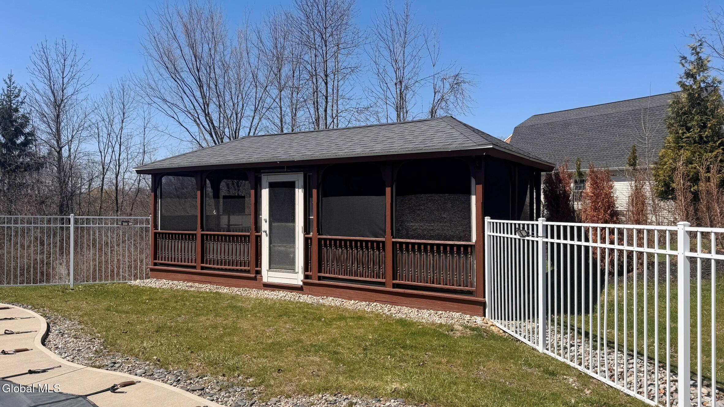 61 Indian Pipe Drive Wynantskill NY 12198