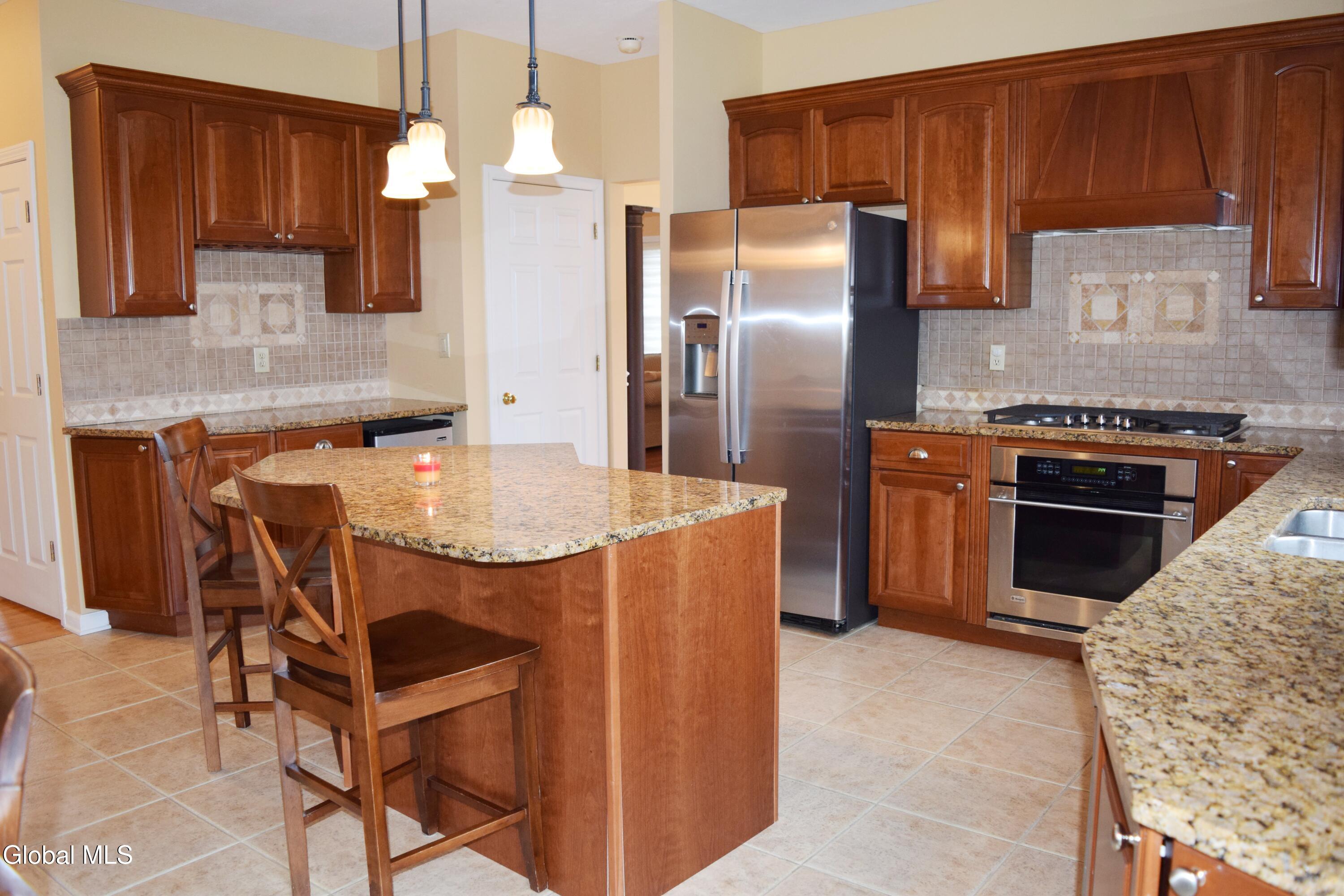 61 Indian Pipe Drive Wynantskill NY 12198