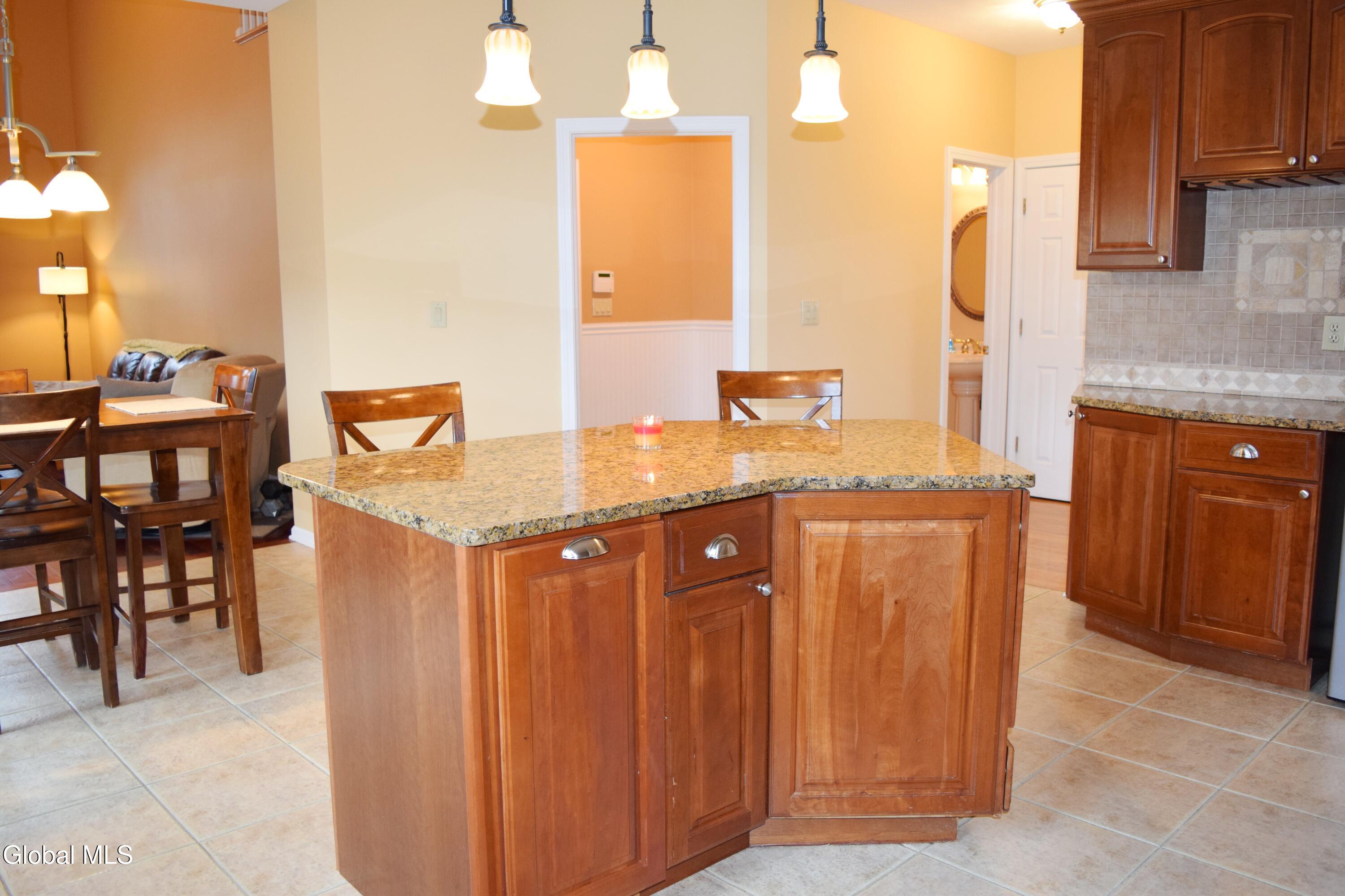 61 Indian Pipe Drive Wynantskill NY 12198