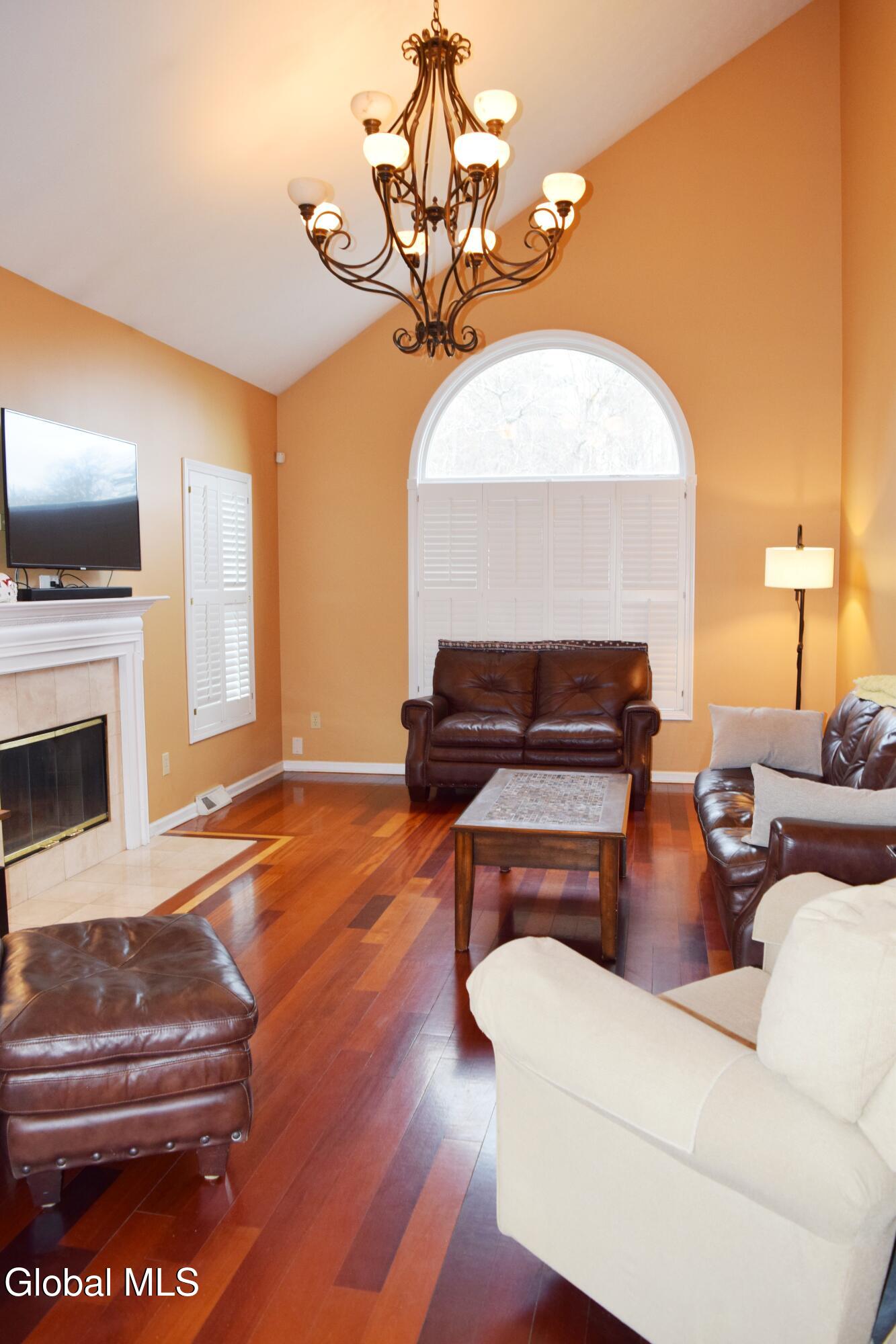 61 Indian Pipe Drive Wynantskill NY 12198